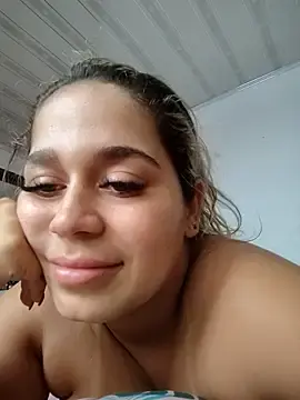 Stripchat Live Sex Cam of LaurenWelly_