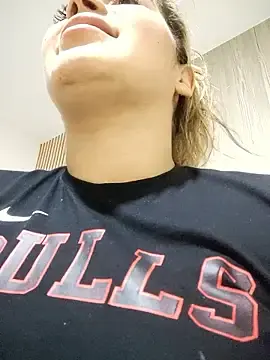 Stripchat Live Sex of LaurenWelly_