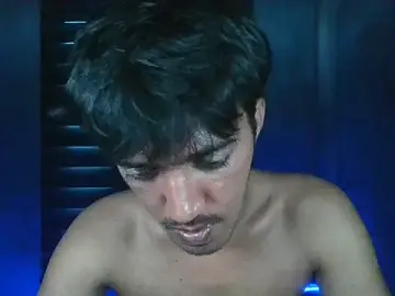 Stripchat Live Porn of RowyCam