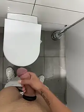 Stripchat Watch Live Sex Cams of Turkishleo