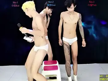 Stripchat Sex Cam of CDGAY_001