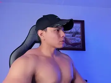 Stripchat Adult Webcam of RoyConstance