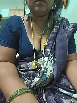Stripchat Watch Live Sex Cams of Tamil-kaviya98