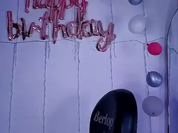 Stripchat Adult Webcams of VickyGrey