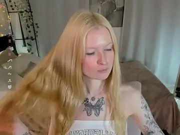 Stripchat Free Porn Cam of Laly_Peach