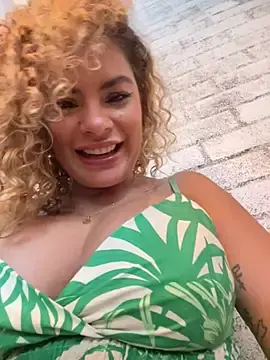 Stripchat Live Porn of Rachell_More