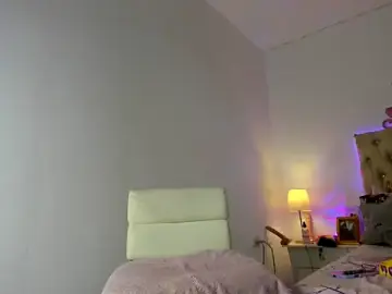 Stripchat Free Porn Cam of shantallhotxx