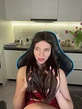 Stripchat Free Live Porn of CurlyLara