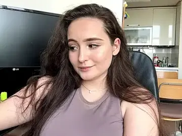 Stripchat Watch Live Sex Cams of Emilly_Cart
