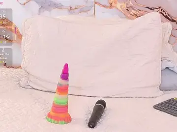 Stripchat Free Porn Cam of Shasa_8