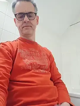 Stripchat Adult Webcams of Hectorthyssen1