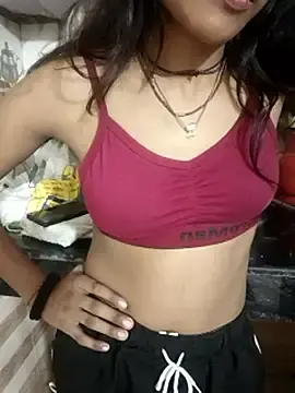 Stripchat Sex Cam of Hot_Lyla_baby