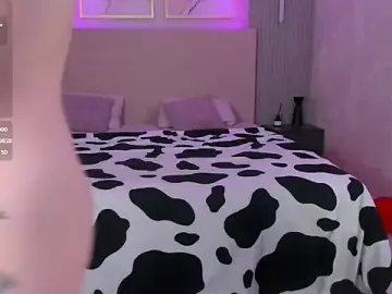 Stripchat Live Porn of blue_nymph1