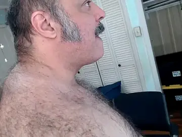 Stripchat Free Porn Cam of bullmusclejoe