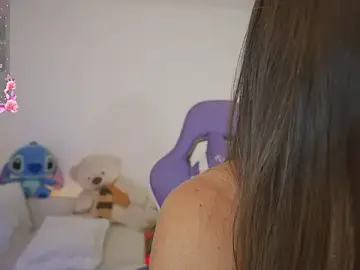 Stripchat Adult Webcam of roxie_gates_