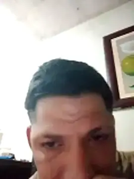 Stripchat Live Sex Cam of Alonsomadeira