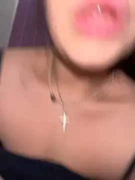 Stripchat Sex Cam of Chloe__Moon