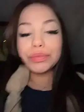 Stripchat Live Sex Cam of Chloe__Moon