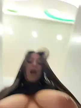 Stripchat Live Sex Cam of Chloe__Moon