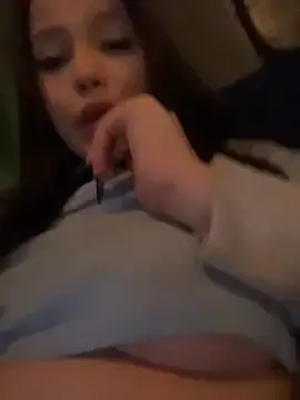 Stripchat Watch Live Sex Cams of Chloe__Moon