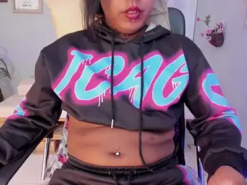 Stripchat Adult Video Chat of Nahomy_Collins_