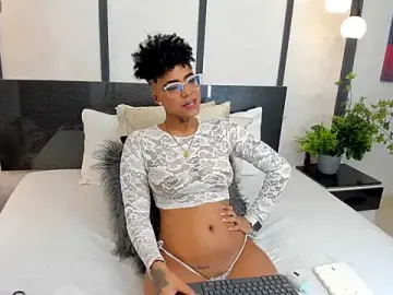 Stripchat Watch Live Sex Cams of LuciaWallace