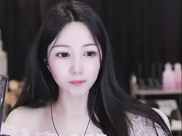 Stripchat Free Porn Cam of Nuyoah-77