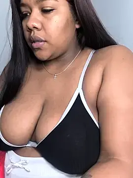 Stripchat Nude Webcam of paola091