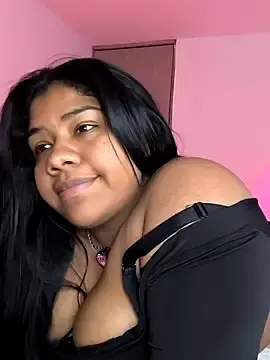 Stripchat Adult Webcams of paola091