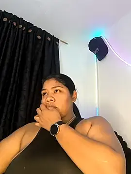 Stripchat Free Live Porn of paola091