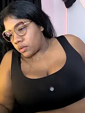 Stripchat Adult Webcam of paola091