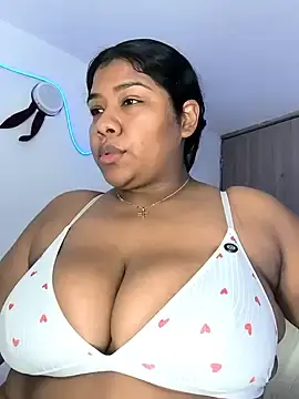 Stripchat Sex Cam of paola091