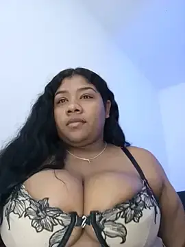 Stripchat Live Porn of paola091