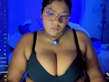 Stripchat Live Sex of paola091