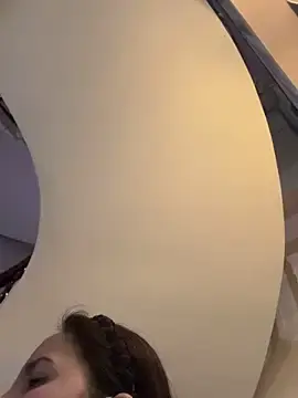 Stripchat Nude Webcam of bi_biii