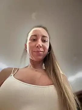 Stripchat Watch Live Sex Cams of Eva_SweetCatt