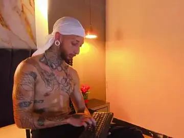 Stripchat Watch Live Sex Cams of axel_valtier