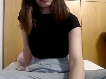 Stripchat Free Porn Cam of bellefleurrr