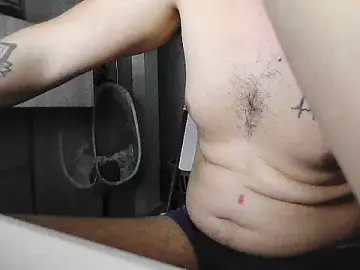 Stripchat Sex Cam of Terry_Bogardd