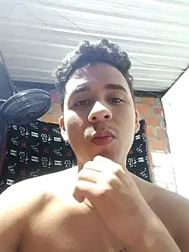 Stripchat Adult Webcams of Zoe_axxelll