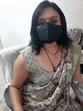 Stripchat Live Sex of khushikhushi