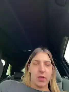 Stripchat Sex Cam of DoriDelux66