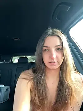 Stripchat Live Sex Cam of DoriDeluxe66