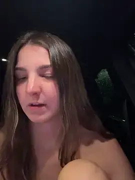 Stripchat Free Porn Cam of DoriDeluxe66
