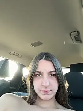 Stripchat Free Porn Cam of DoriDeluxe66