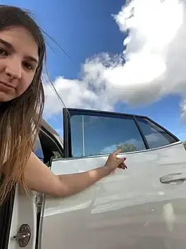 Stripchat Adult Webcam of DoriDeluxe66