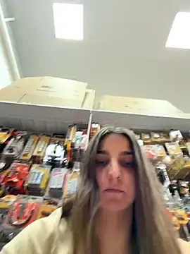 Stripchat Free Live Porn of DoriDeluxe66