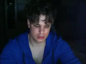 Stripchat Live Sex Cam of Kane_Wolf