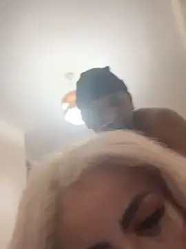 Stripchat Free Live Porn of zara_bellexx