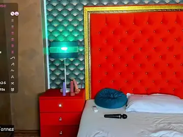 Stripchat Nude Webcam of VallerieJones